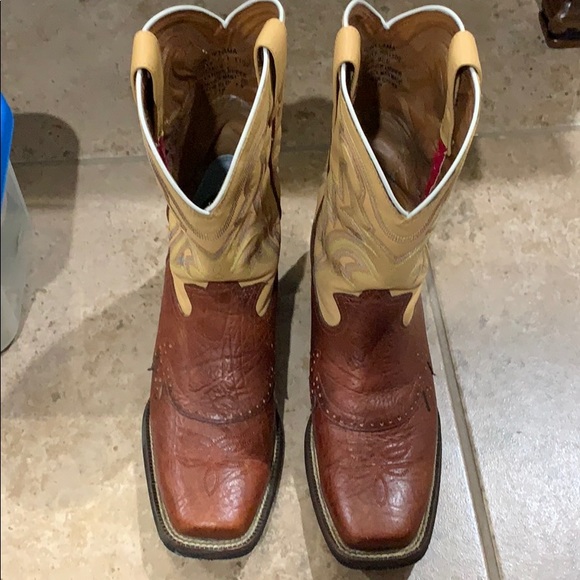 Tony Lama’s Boots - Picture 1 of 4